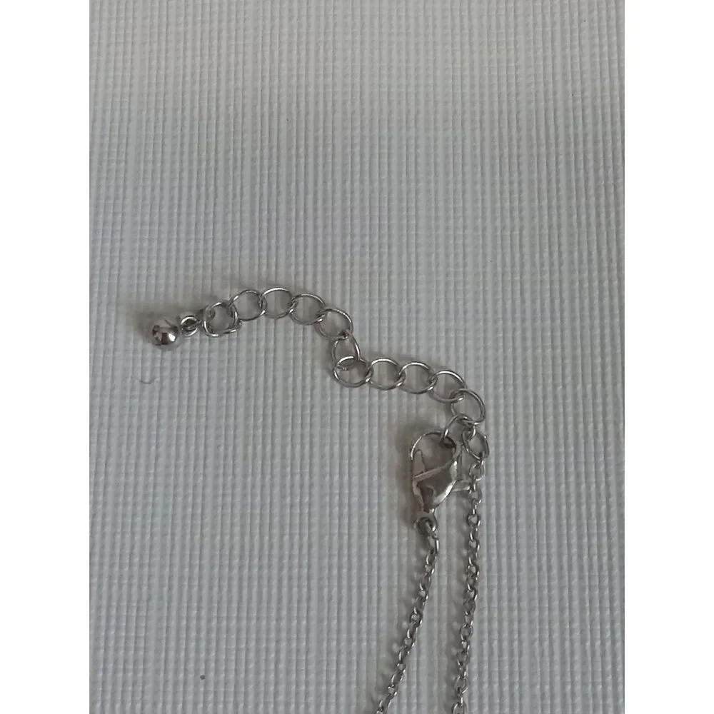 Small Rhinestone Encrusted Heart Shaped Pendant Silver Tone Lightweight Necklace